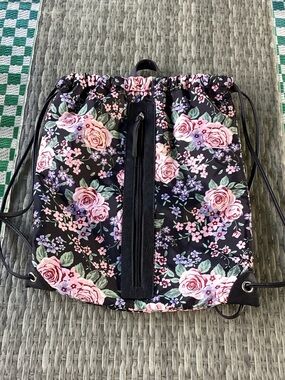 Floral Drawstring Backpack - Black with Pink Roses EUC